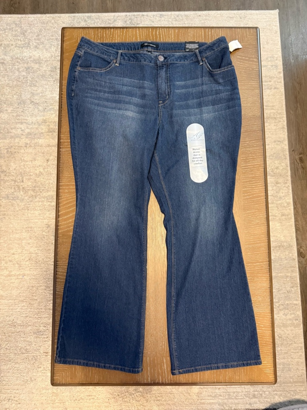 A3 Design High-rise Dark Blue Flare Jeans with Fading
